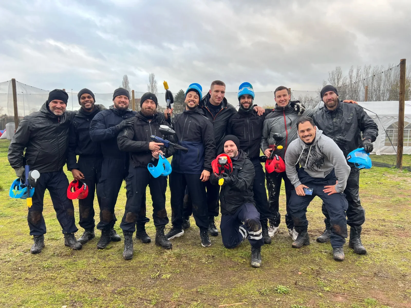 EVG paintball adulte en hiver, groupe d'hommes à NX Paintball